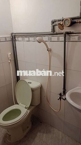 Nhà còn dư 1phòng, cho sinh viên thuê