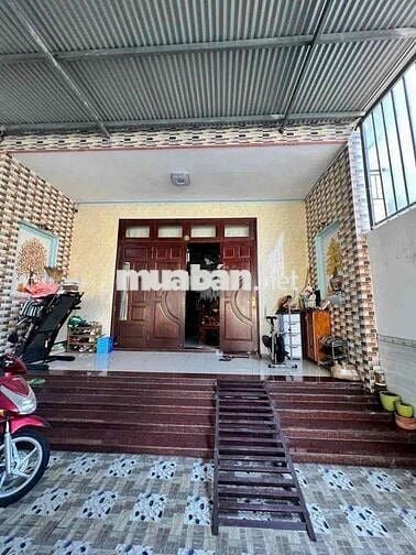 Chủ kẹt tiền bán nhanh nhà đẹp 1 trệt 1 lầu ngay Bửu Hoà cũ 🔥