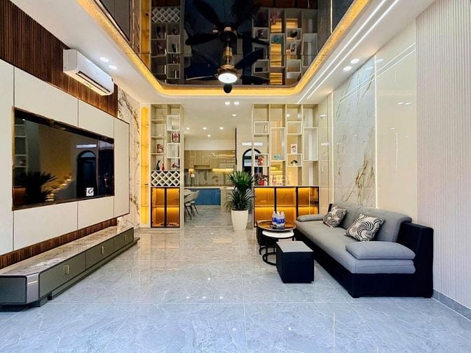 Bán nhà hẻm xe hơi Út Tịch Tân Bình 60m², 1 trệt 2 lầu, thuê 15tr/th