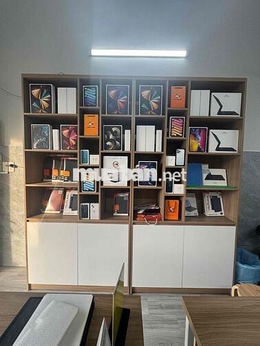 Cần sang cửa hàng bán điện thoại / phụ kiện