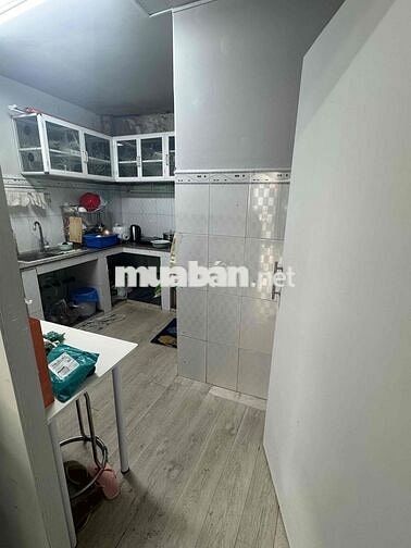 Cần sang cửa hàng bán điện thoại / phụ kiện