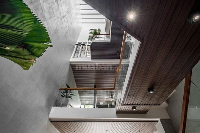 Bán nhà MT khu Ao Sen 5x20m 3.5 tấm giá 18.5 tỷ. gần Aeon 