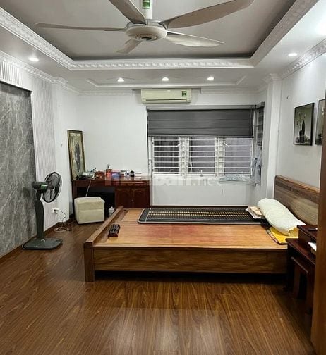 Bán cực gấp nhà cầu giấy, HQV, ô tô tránh, mặt tiền 5m, giá nhỉnh 12ty