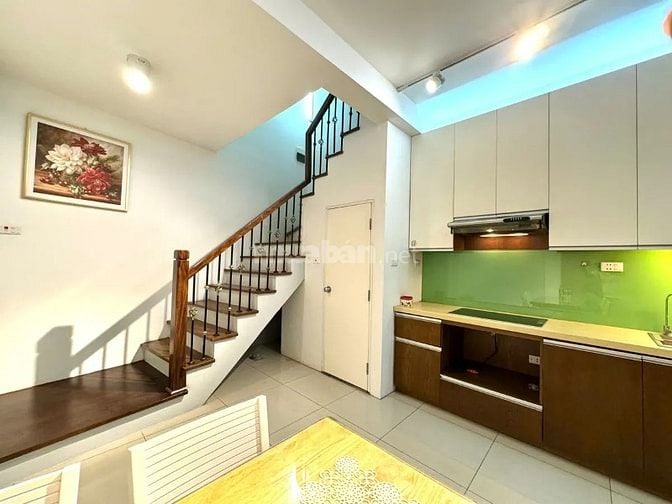 Bán nhà đẹp BỒ Đề 32m²x 5 Tầng ,gần cầu Chương Dương .Giá 7,75 tỷ