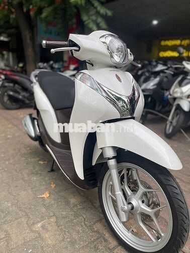 Honda SH Mode 2017 Trắng