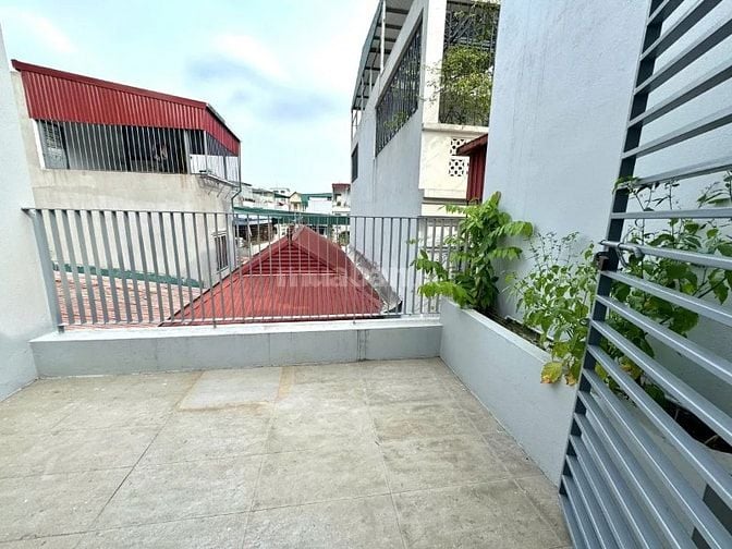 Bán nhà đẹp BỒ Đề 32m²x 5 Tầng ,gần cầu Chương Dương .Giá 7,75 tỷ