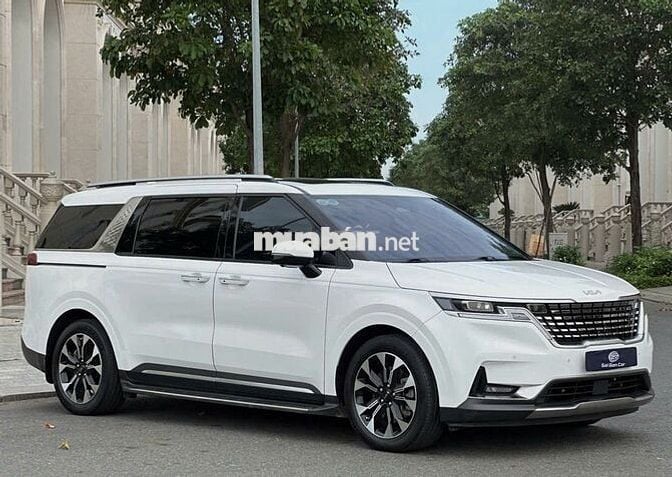 KIA Carnival 2021 Signature trắng 36.000km