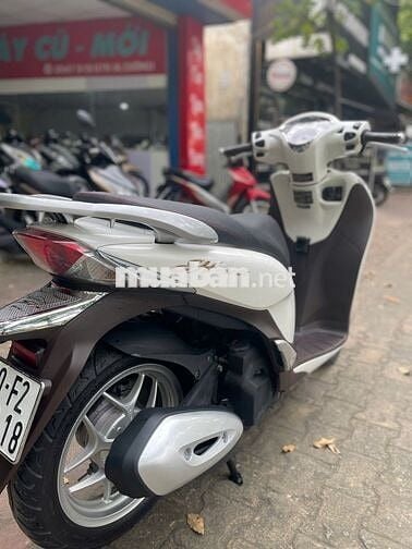 Honda SH Mode 2017 Trắng