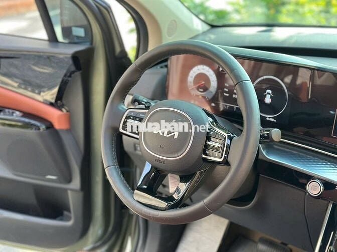 KIA Carnival 2023 2.2 Signature