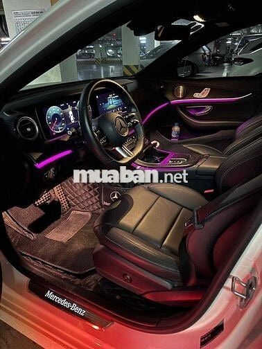 Mercedes Benz E Class 2022 E300 AMG - 29000 km