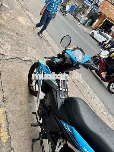 🔵🔵 Winner V1 Xanh trắng đen đký 2018 xe đẹp có góp