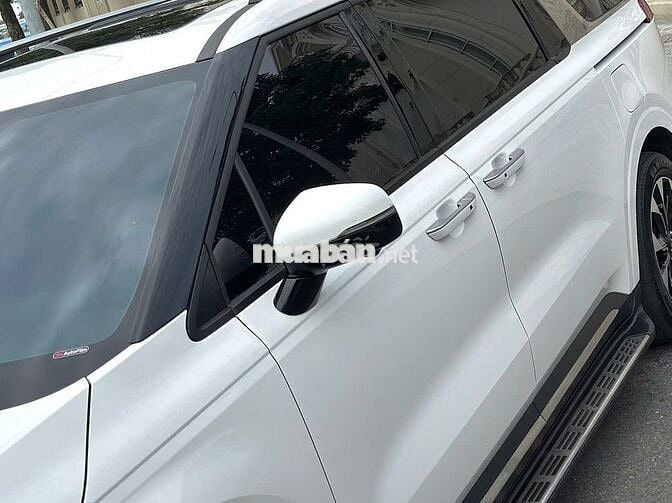 KIA Carnival 2021 Signature trắng 36.000km