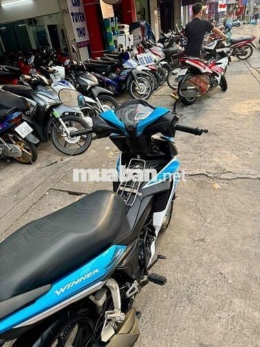 🔵🔵 Winner V1 Xanh trắng đen đký 2018 xe đẹp có góp