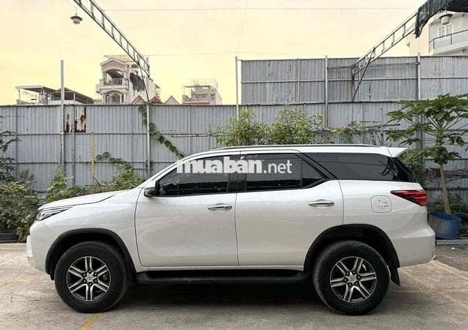 Toyota Fortuner 2.4 4G AT 2022 - 91000km