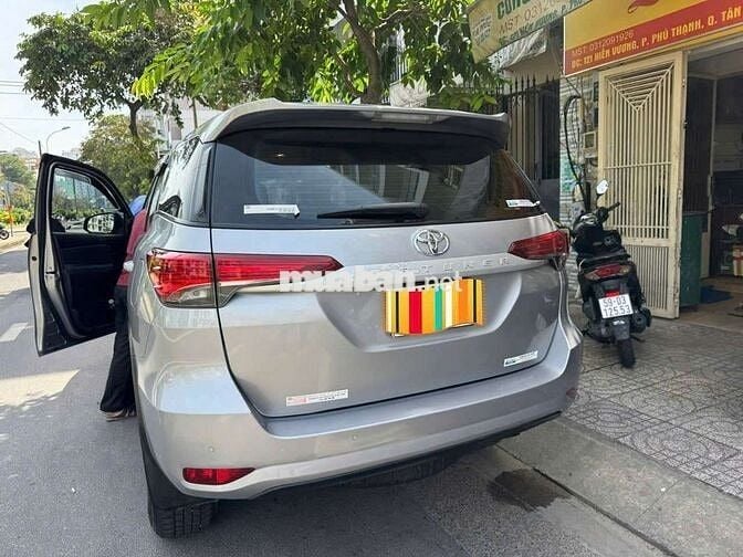 Toyota fortuner 2.4G