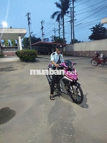 Yamaha Exciter 135LC Hồng Đen Bạc