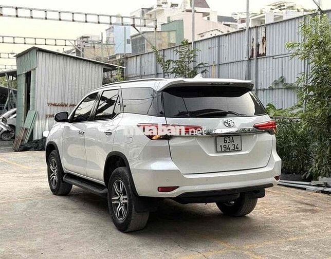 Toyota Fortuner 2.4 4G AT 2022 - 91000km