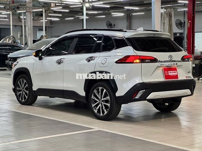 Corolla Cross 1.8V 2022 - Lướt: 6.749Km - Giá TL