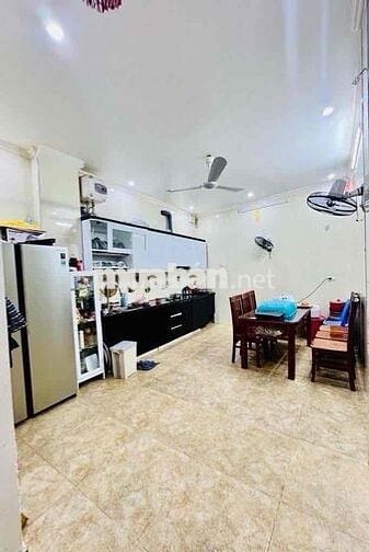 bán nhà Định công thượng. diện tích. 53.m2 . xd 6 Tầng. giá. 12.5 tỷ