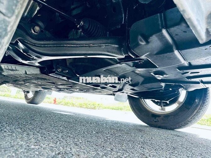 Isuzu Mu X 2022 B7 4x2 MT - 69000 km