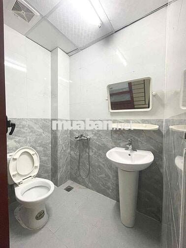 Hơn 2 tỷ chút có nhà đẹp Bằng Liệt-mặt ngõ oto tránh-KD-45m*2T;MT4m