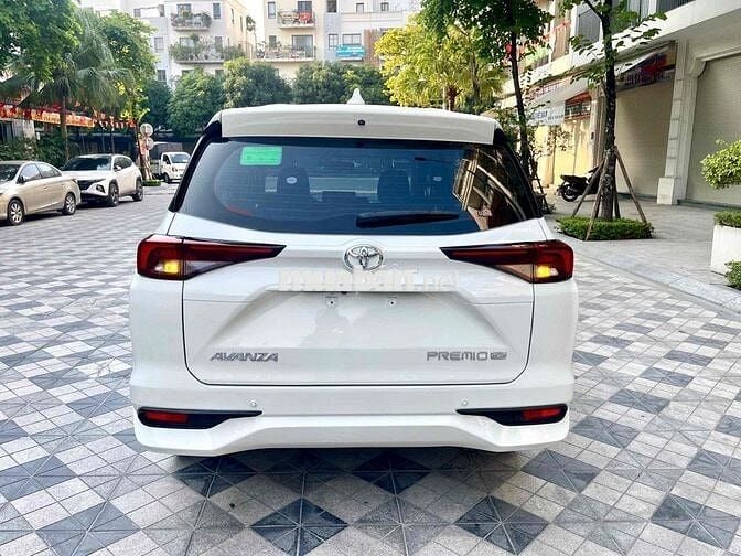 Toyota Avanza Premio 2023 CVT - 52000 km bao zin