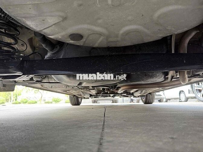 Toyota Yaris 2014 1.3G - 30000 km