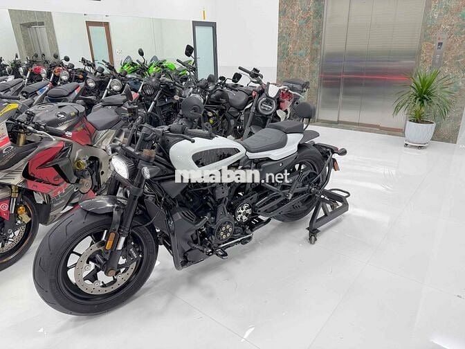 Harley-Davidson Sportster S 1250 Trắng Công Tử