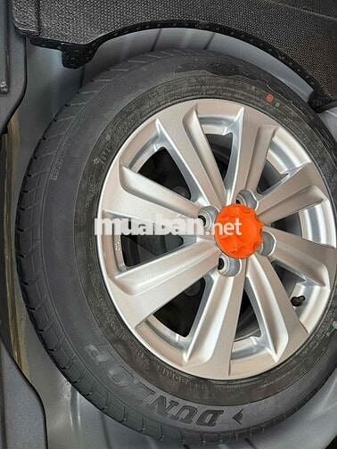 Toyota Yaris 2014 1.3G - 30000 km