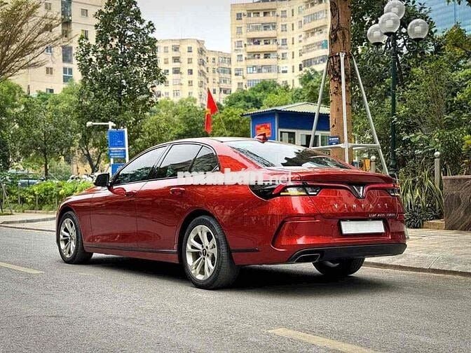 VinFast Lux A2.0 Turbo 2020 Đỏ