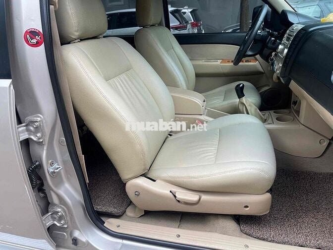 Ford Everest 2012 Limited 4x2 - 115000 km