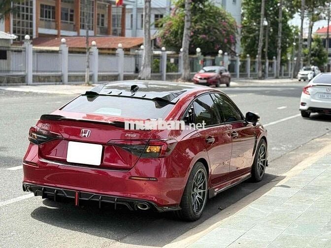 Honda Civic 2023 RS 1.5 AT - 17000 km