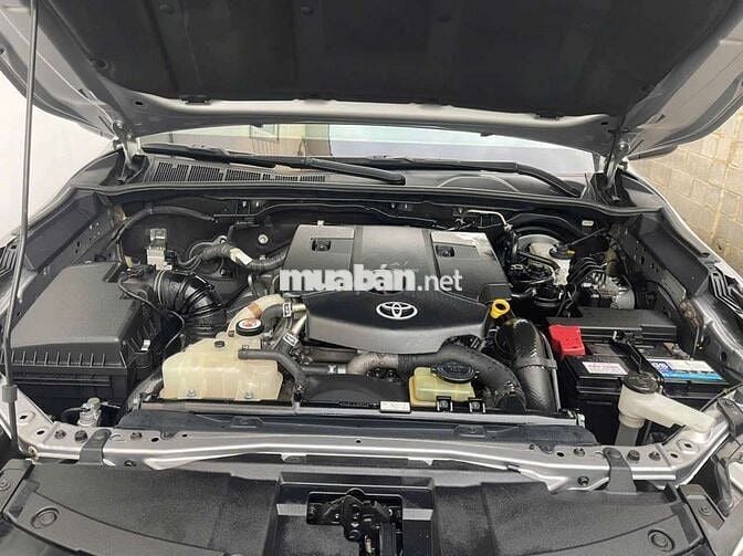 Toyota Fortuner 2020, 78 ngàn km, sơn zin 90%