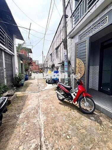 Nhà đẹp 4*13m 2PN hẻm 4m ô tô 2/ ngắn Đường 6A Vĩnh Lộc B