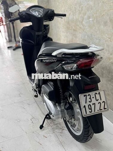 vission 2024 đen bóng mới keng