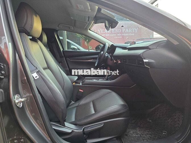 Mazda 3 2024 1.5L Luxury - 19000 km