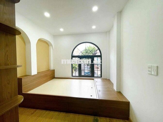 Hẻm xe tải khu bàu cát tân bình 2 lầu mới ở ngay chỉ hơn 3 tỷ