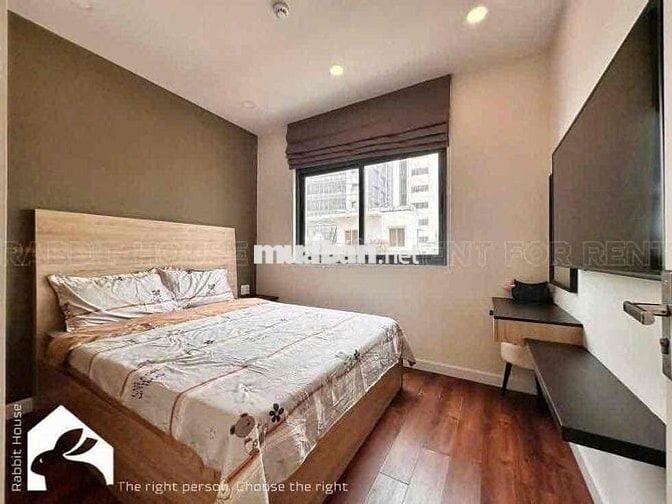 Cho thuê chdv 30m2 full nội thất, thang máy nội khu sân bay, Tân Bình