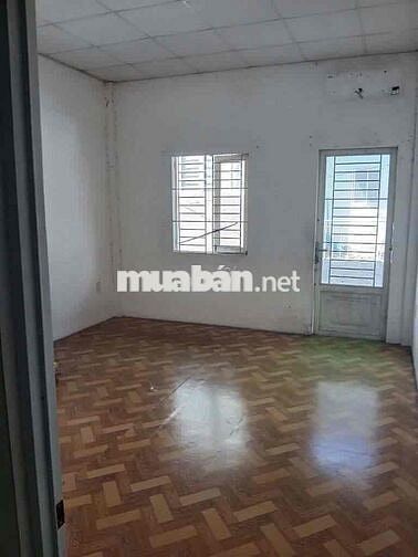 thuê 1/ Hậu Giang,Q6, 100m2, 1trệt1lầu, 3PN, nhà sạch sẽ, giá rẻ, cọc1