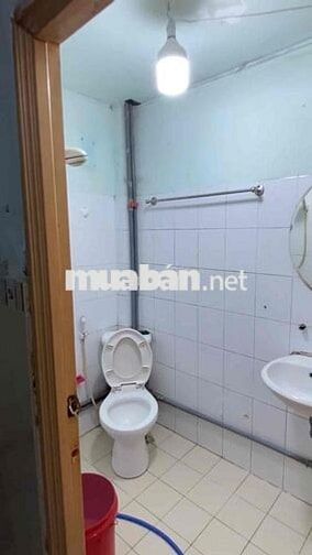 thuê P14-Q6, 25,8m2 1lững có sẵn nội thất, hẻm yên tĩnh, giá 5tr chốt