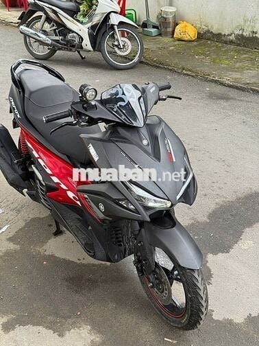 Yamaha NVX 2018 Đen đỏ