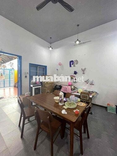 Cho thuê nhà 2 tầng, 2 phòng ngủ tại Hói Kiểng 32 giá rẻ