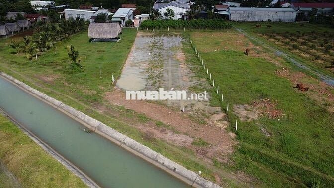 6x60m Mặt Tiền Kênh Thoáng Mát Có Thổ Cư. Sổ Hồng Riêng. Chỉ 499Tr