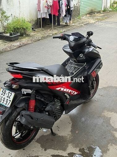 Yamaha NVX 2018 Đen đỏ