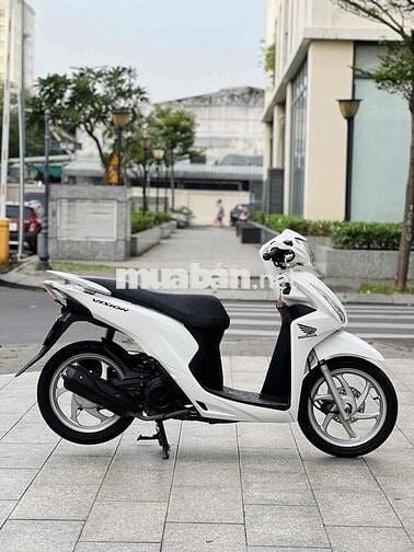 Honda Vision 2017 màu Trắng