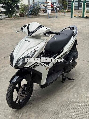 Honda Airblade 2014 125cc Trắng đen