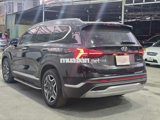 Hyundai Santafe 2021 Premium 2.2D,màu đen,65.000km
