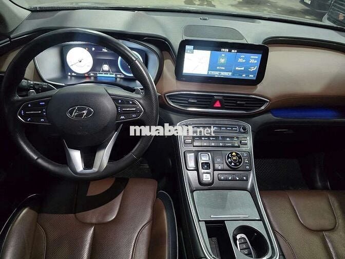 Hyundai Santafe 2021 Premium 2.2D,màu đen,65.000km