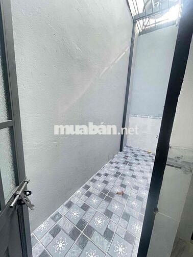 Nhà mới xây 2 phòng KDC Hồng Phát