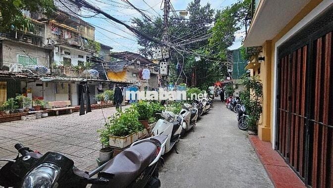 CĂN HỘ TẬP THỂ HAI BÀ TRƯNG VỪA Ở VỪA KINH DOANH - 15M RA Ô TÔ